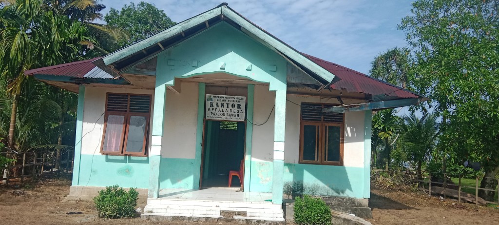 Kantor Desa Panton Lawe